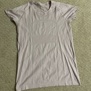 Lululemon swiftly tech short sleeve